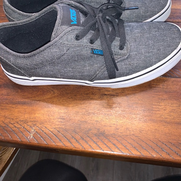 Vans - Picture 5 of 6